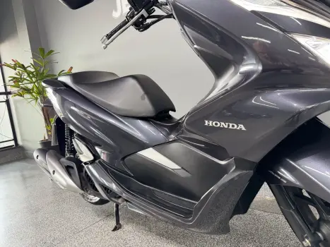 HONDA PCX 150 DLX, Foto 17