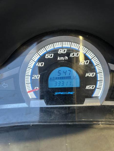 HONDA PCX 150 DLX, Foto 2