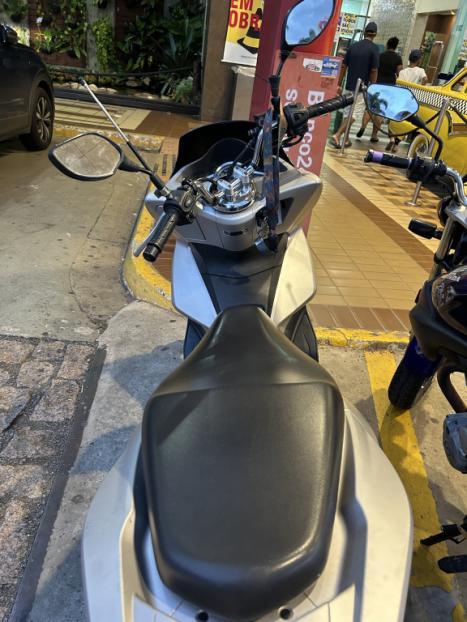 HONDA PCX 150 DLX, Foto 4