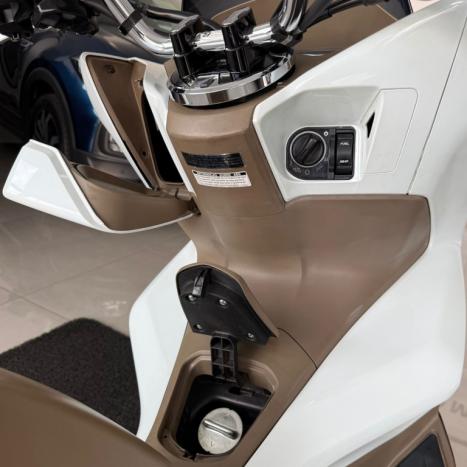 HONDA PCX 150 DLX, Foto 11