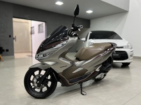 HONDA PCX 150 DLX, Foto 1