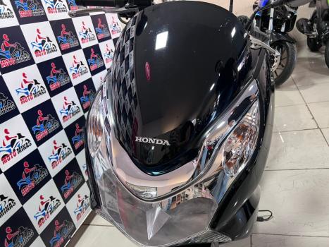 HONDA PCX 150 DLX, Foto 4