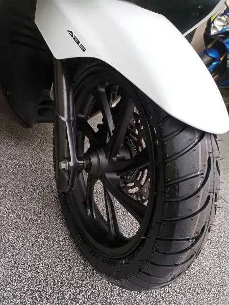 HONDA PCX 150 DLX, Foto 10