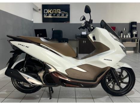 HONDA PCX 150 DLX, Foto 2