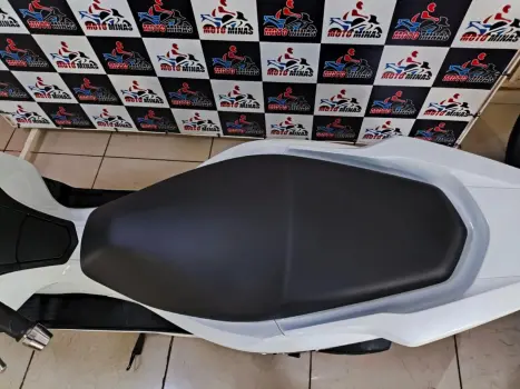 HONDA PCX 160 DLX ABS, Foto 6