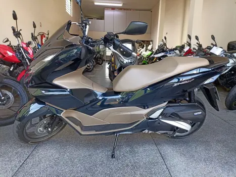 HONDA PCX 160 DLX ABS, Foto 2