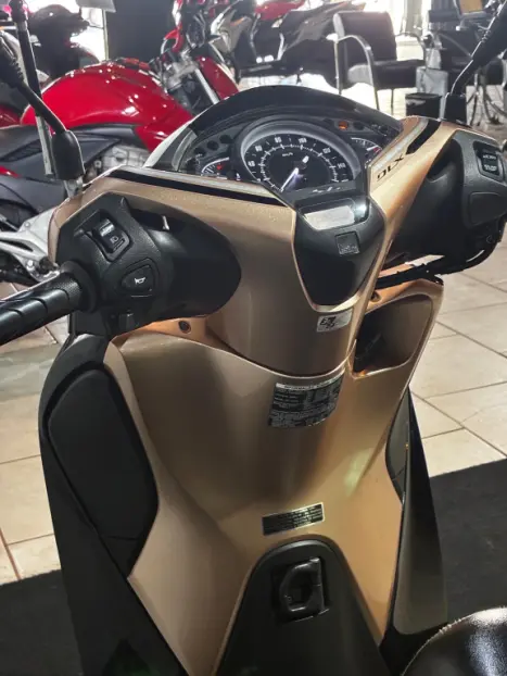 HONDA SH 150 I DLX, Foto 12