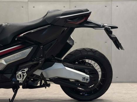 HONDA X-ADV 750 , Foto 4
