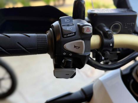 HONDA X-ADV 750 , Foto 11