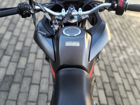 HONDA XRE 190 ABS, Foto 4