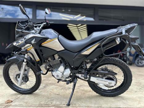 HONDA XRE 300 ADVENTURE, Foto 5