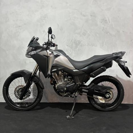 HONDA XRE 300 Sahara , Foto 7