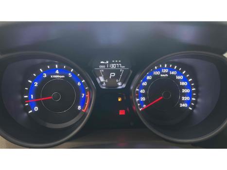 HYUNDAI Elantra 1.8 16V 4P, Foto 8