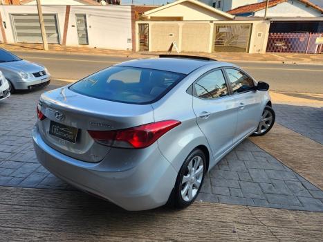 HYUNDAI Elantra 1.8 16V 4P, Foto 2