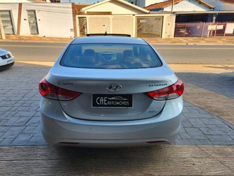 HYUNDAI Elantra 1.8 16V 4P, Foto 6
