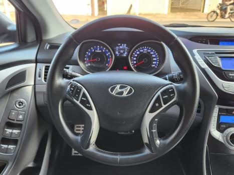 HYUNDAI Elantra 1.8 16V 4P, Foto 8
