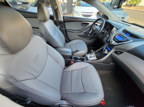 HYUNDAI Elantra 1.8 16V 4P, Foto 13