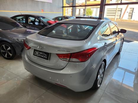 HYUNDAI Elantra 1.8 16V 4P, Foto 18