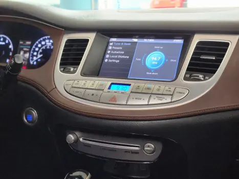 HYUNDAI Genesis 3.8 V6 24V 4P , Foto 18