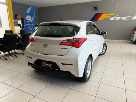 HYUNDAI HB 20 Hatch 1.6 16V 4P FLEX COMFORT PLUS, Foto 2