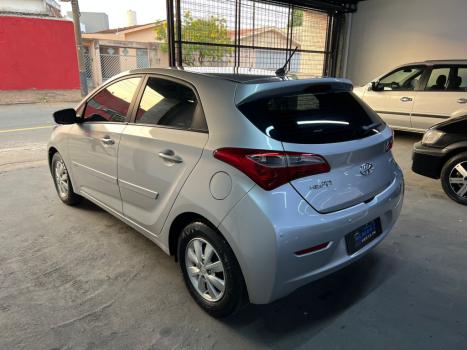 HYUNDAI HB 20 Hatch 1.6 16V 4P FLEX COMFORT PLUS, Foto 4