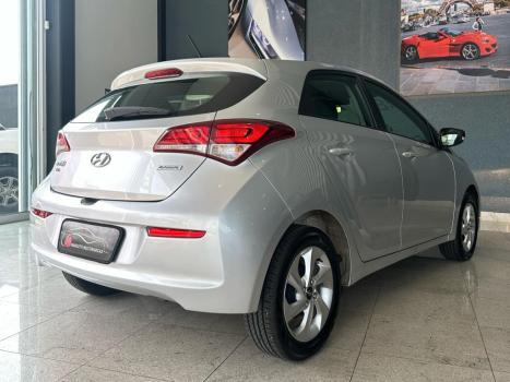 HYUNDAI HB 20 Hatch 1.6 16V 4P FLEX COMFORT PLUS AUTOMTICO, Foto 5