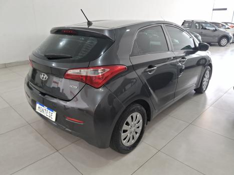 HYUNDAI HB 20 Hatch 1.6 16V 4P FLEX COMFORT PLUS, Foto 2