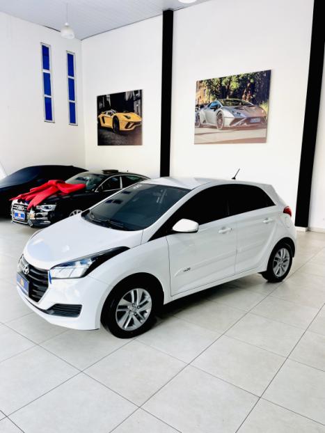 HYUNDAI HB 20 Hatch 1.0 12V 4P FLEX COMFORT PLUS, Foto 4