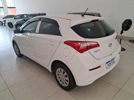 HYUNDAI HB 20 Hatch 1.0 12V 4P FLEX COMFORT PLUS, Foto 4