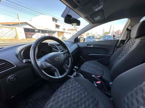 HYUNDAI HB 20 Hatch 1.6 16V 4P FLEX COMFORT PLUS, Foto 8
