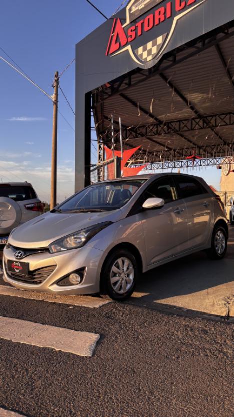 HYUNDAI HB 20 Hatch 1.6 16V 4P FLEX COMFORT STYLE AUTOMTICO, Foto 2