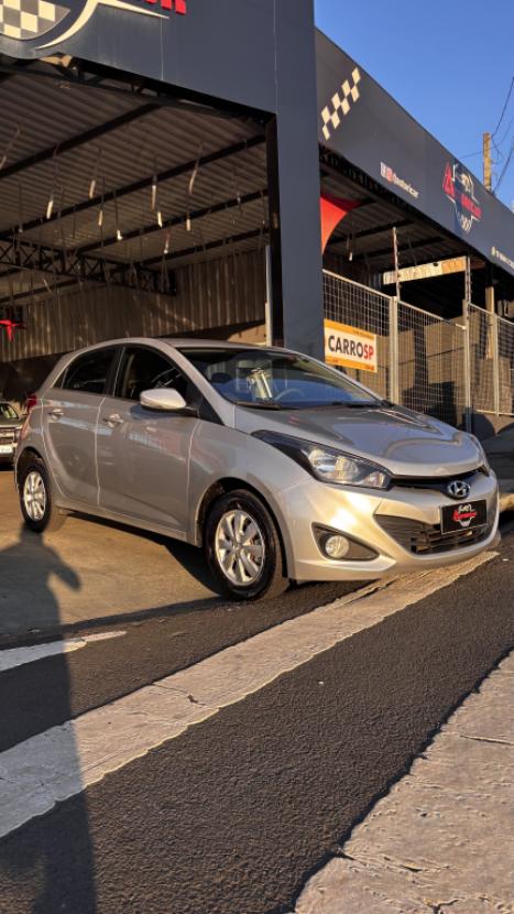 HYUNDAI HB 20 Hatch 1.6 16V 4P FLEX COMFORT STYLE AUTOMTICO, Foto 4