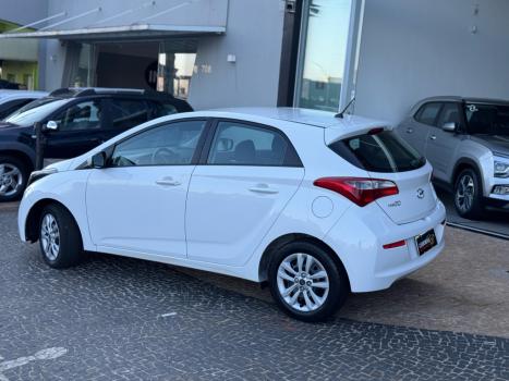 HYUNDAI HB 20 Hatch 1.6 16V 4P FLEX COMFORT PLUS AUTOMTICO, Foto 16