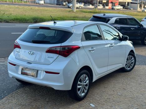 HYUNDAI HB 20 Hatch 1.6 16V 4P FLEX COMFORT PLUS AUTOMTICO, Foto 13