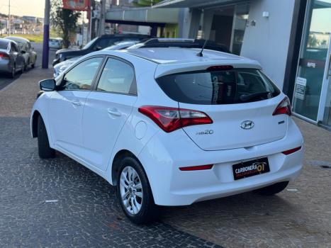HYUNDAI HB 20 Hatch 1.6 16V 4P FLEX COMFORT PLUS AUTOMTICO, Foto 14