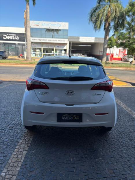 HYUNDAI HB 20 Hatch 1.6 16V 4P COMFORT STYLE FLEX, Foto 4