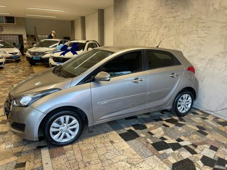 HYUNDAI HB 20 Hatch 1.6 16V 4P FLEX COMFORT PLUS, Foto 8