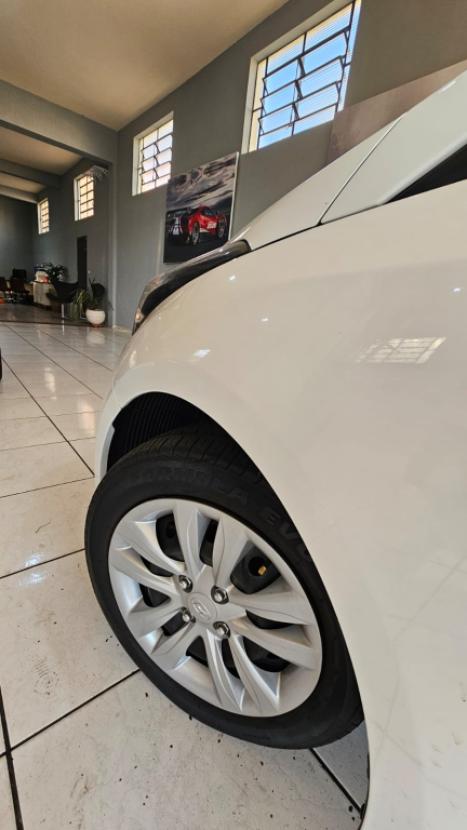 HYUNDAI HB 20 Hatch 1.6 16V 4P FLEX COMFORT PLUS AUTOMTICO, Foto 3