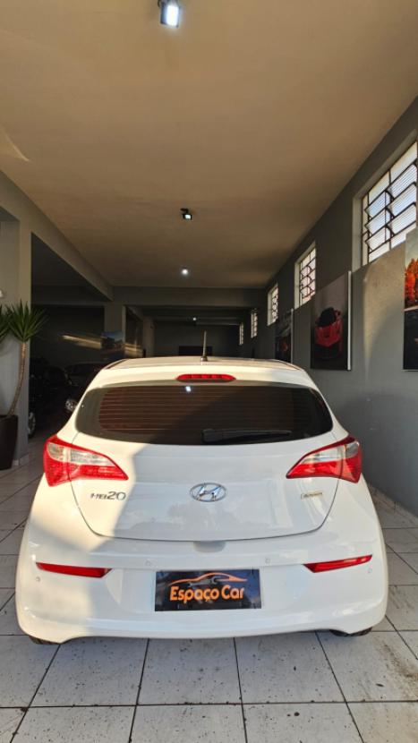 HYUNDAI HB 20 Hatch 1.6 16V 4P FLEX COMFORT PLUS AUTOMTICO, Foto 4