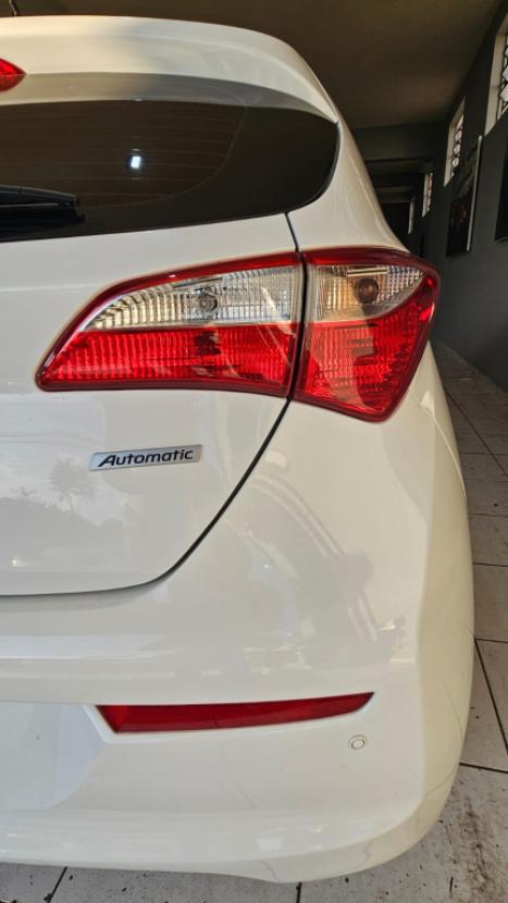 HYUNDAI HB 20 Hatch 1.6 16V 4P FLEX COMFORT PLUS AUTOMTICO, Foto 6
