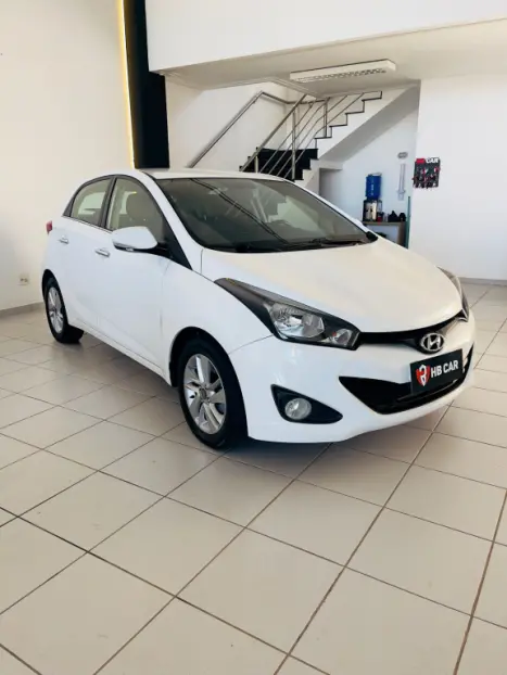 HYUNDAI HB 20 Hatch 1.6 16V 4P PREMIUM FLEX AUTOMTICO, Foto 3