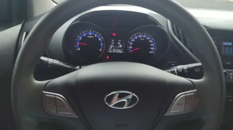 HYUNDAI HB 20 Hatch 1.6 16V 4P FLEX COMFORT PLUS, Foto 3