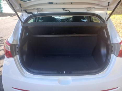 HYUNDAI HB 20 Hatch 1.6 16V 4P FLEX COMFORT PREMIUM, Foto 13