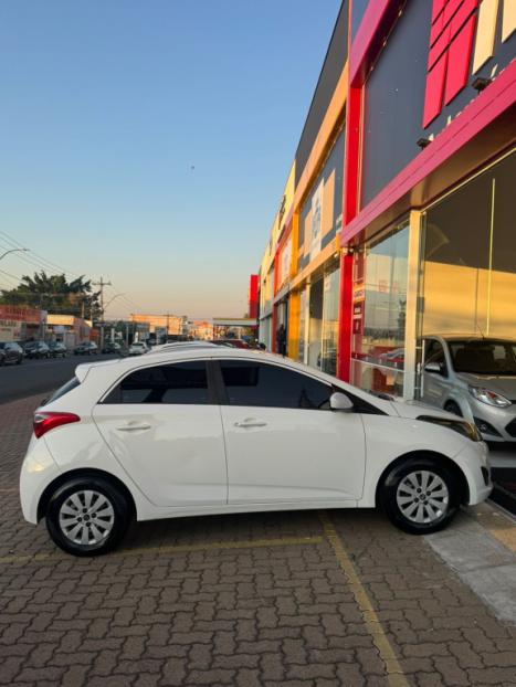 HYUNDAI HB 20 Hatch 1.0 12V 4P FLEX COMFORT PLUS, Foto 3