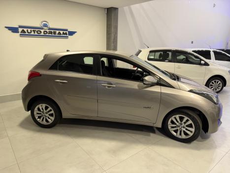 HYUNDAI HB 20 Hatch 1.6 16V 4P FLEX COMFORT PLUS AUTOMTICO, Foto 6