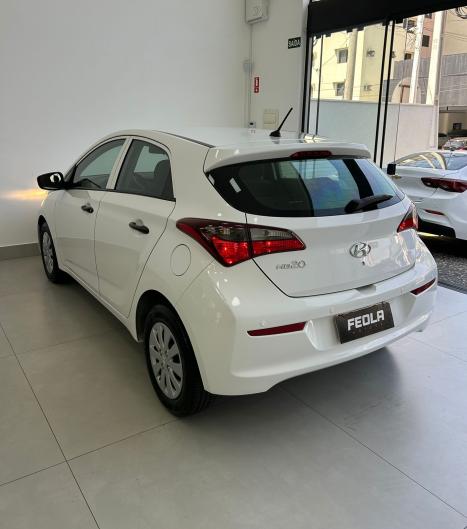 HYUNDAI HB 20 Hatch 1.0 12V 4P FLEX UNIQUE, Foto 4