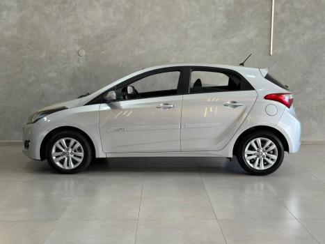 HYUNDAI HB 20 Hatch 1.6 16V 4P FLEX COMFORT PLUS AUTOMTICO, Foto 12