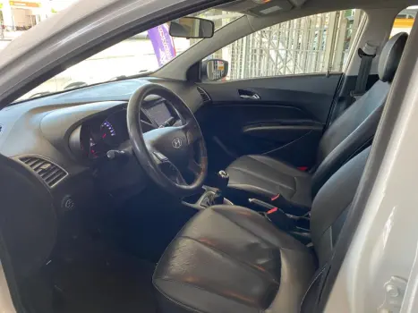 HYUNDAI HB 20 Hatch 1.6 16V 4P FLEX SPICY, Foto 6