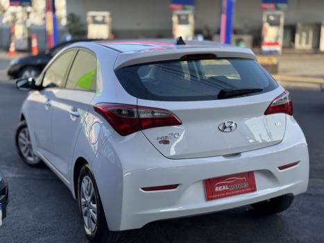 HYUNDAI HB 20 Hatch 1.6 16V 4P FLEX COMFORT PLUS, Foto 4