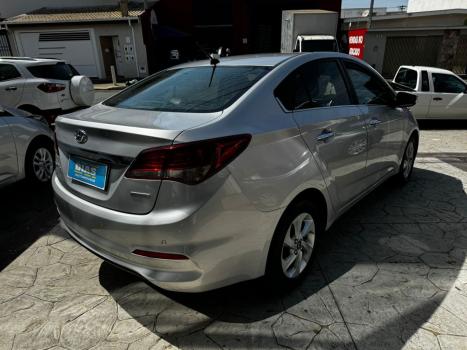 HYUNDAI HB 20 Sedan 1.6 16V 4P FLEX PREMIUM AUTOMTICO, Foto 4